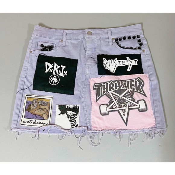 Pastel ‘D.R.I’ ‘The Cramps’ Punk Band Patches Denim Jean Mini Skirt Size 12 ⛓️🔪